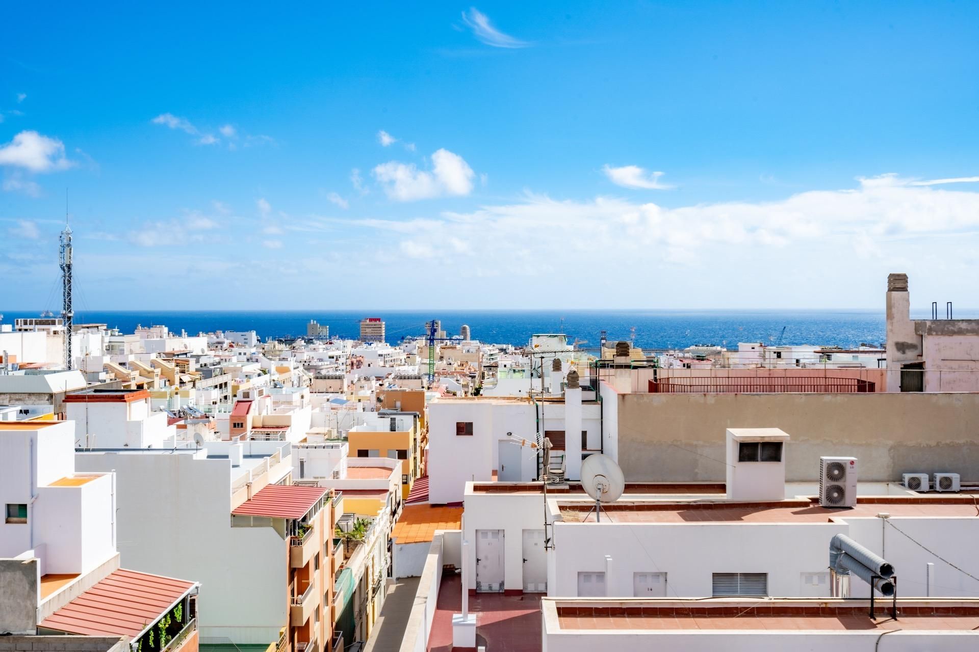 Vista exterior de Ático en venta en  Santa Cruz de Tenerife Capital con Aire acondicionado, Terraza y Trastero