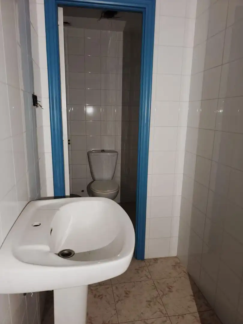 Bathroom of Industrial buildings for sale in Gines