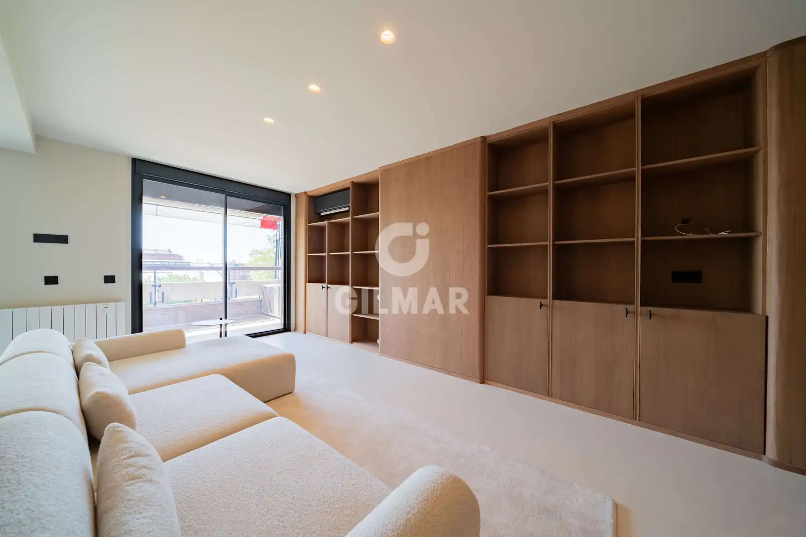 Living room of Flat for sale in Madrid  with Heating, Furnished and Balcony