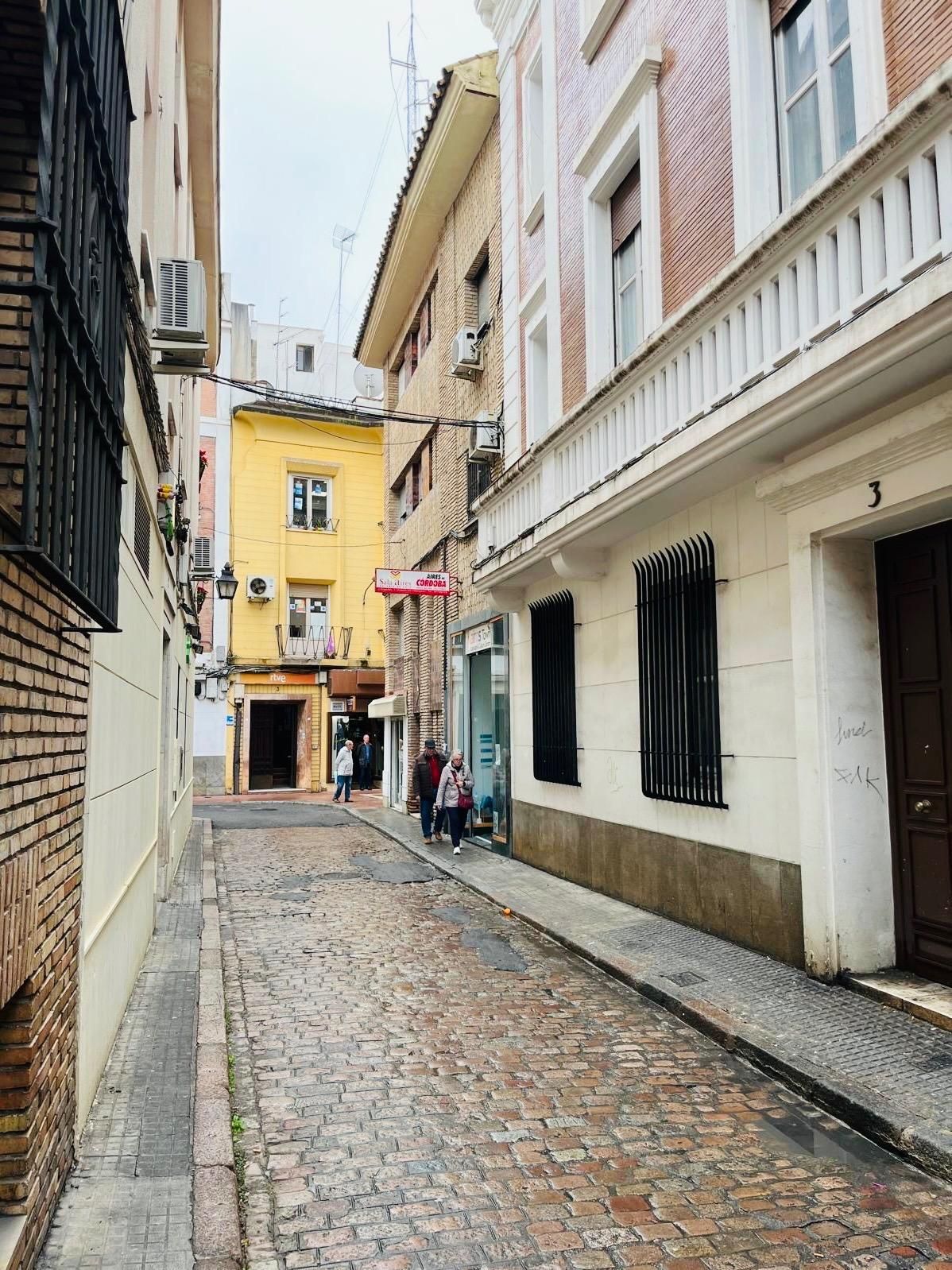 Exterior view of House or chalet for sale in  Córdoba Capital  with Terrace and Storage room