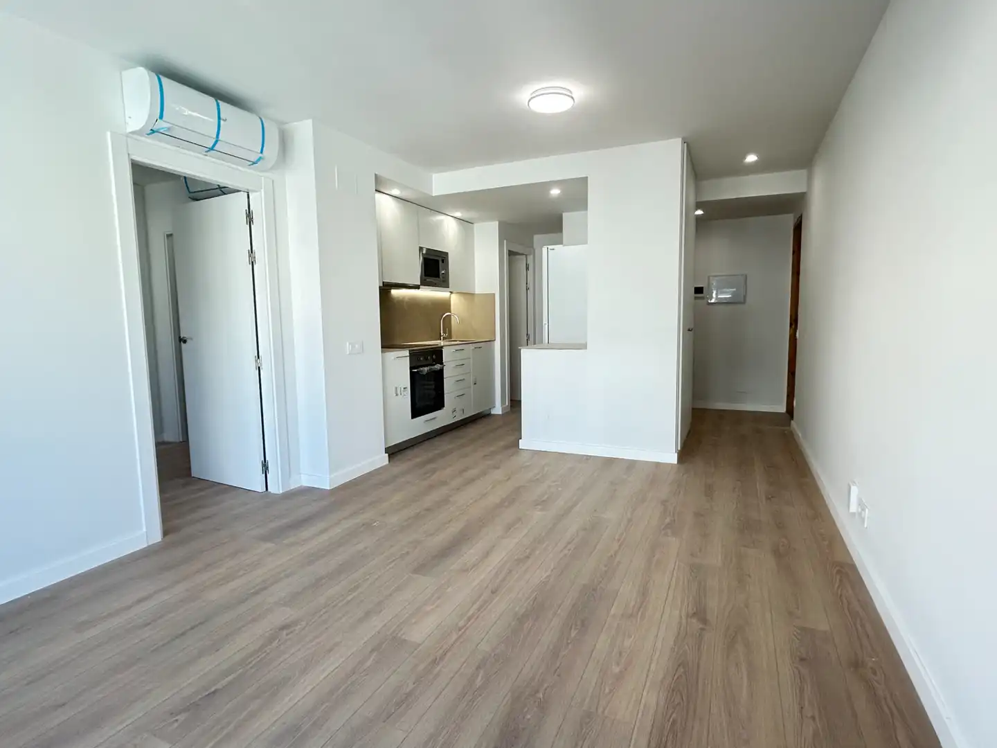 Piso de alquiler en Mataró con Aire acondicionado, Calefacción y Horno
