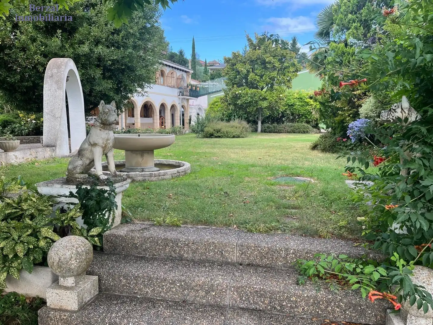 Jardí de Casa o xalet en venda en Nalda amb Jardí privat, Terrassa i Traster