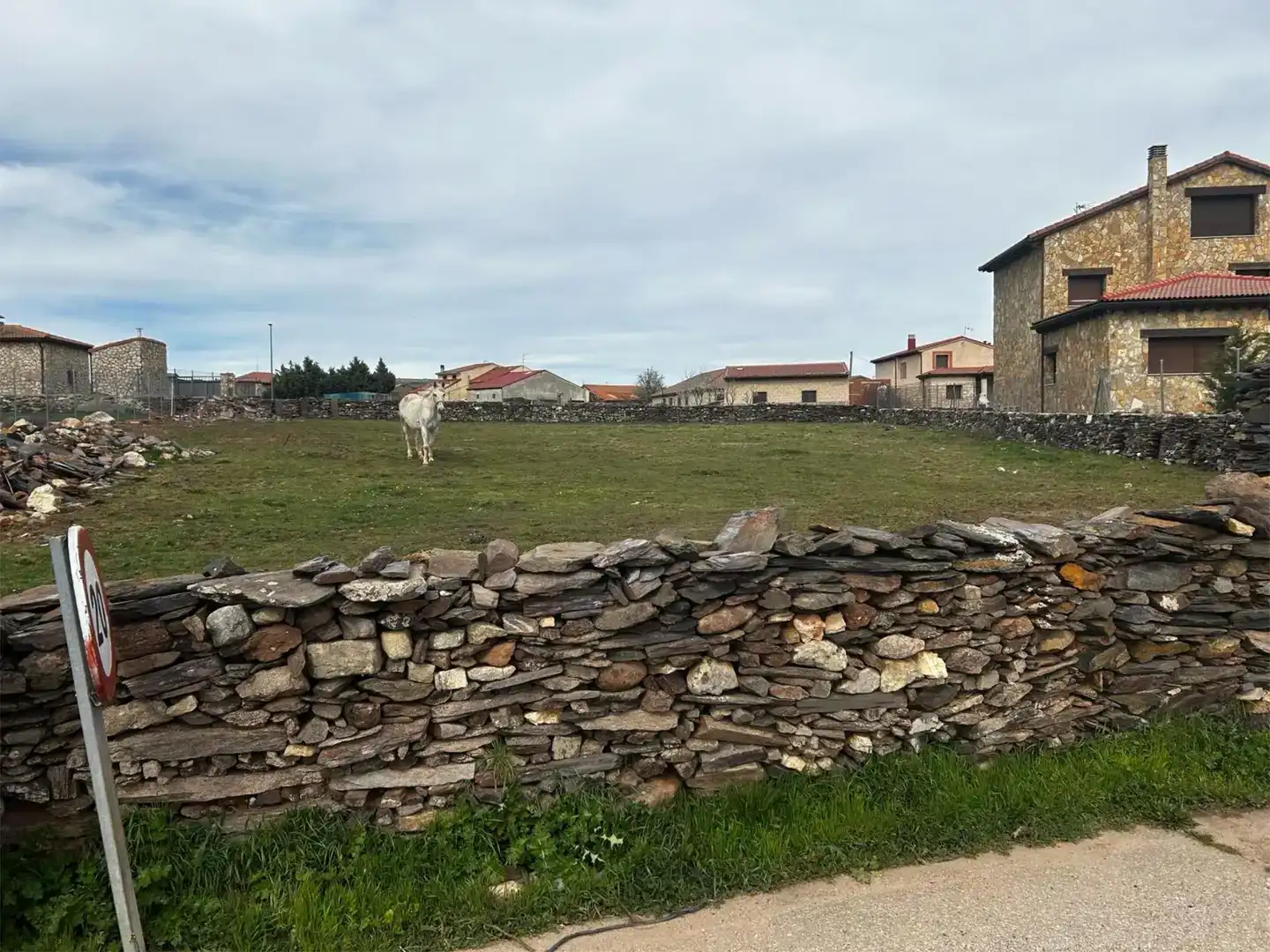 Residencial en venda en Cantalojas
