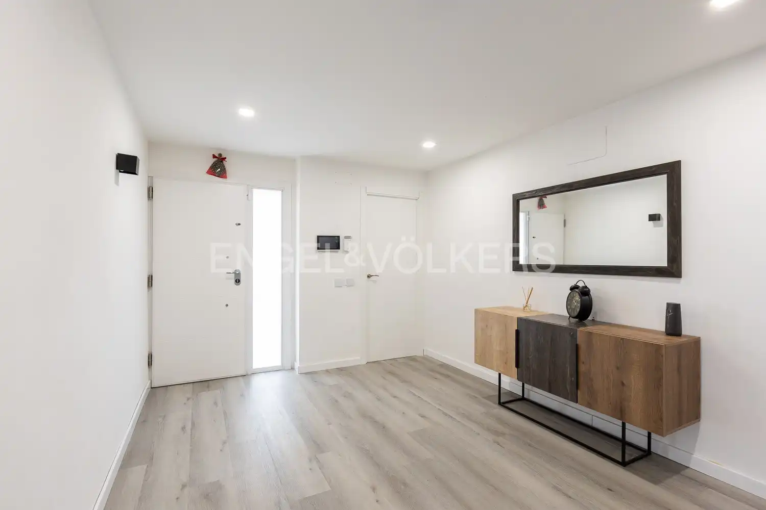 Houses for sale in L'Eliana  with Air Conditioner, Heating and Private garden
