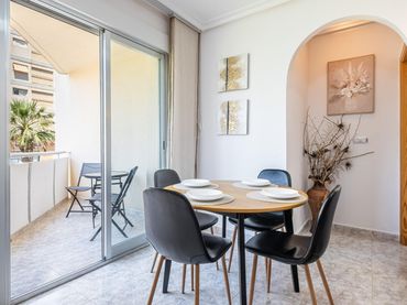 Apartament amb balcó de lloguer a Las Viñas