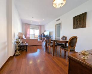 Living room of Flat for sale in San Juan de Aznalfarache  with Air Conditioner, Private garden and Terrace