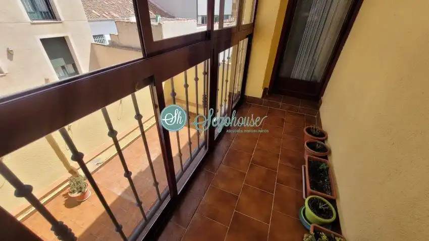 Terrassa de Casa o xalet en venda en Segovia amb Calefacció, Parquet i Terrassa