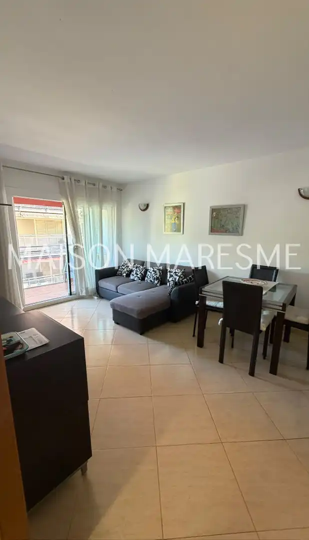 Sala d'estar de Pis en venda en Canet de Mar, Barcelona