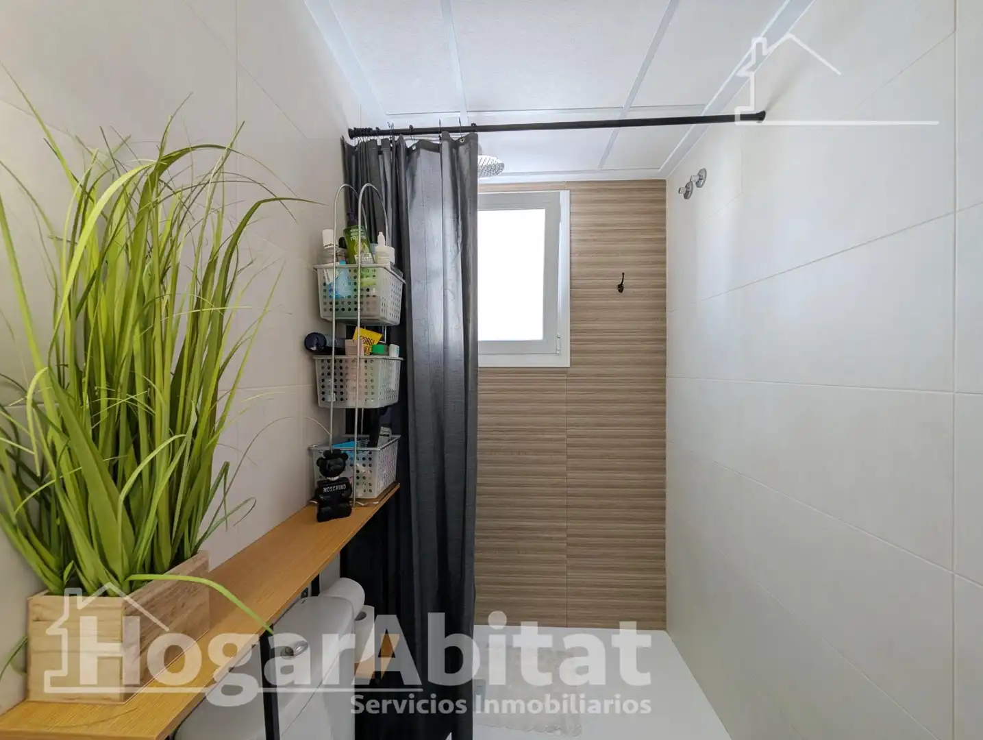 Baño de Casa adosada en venta en Santa Pola con Aire acondicionado, Calefacción y Terraza