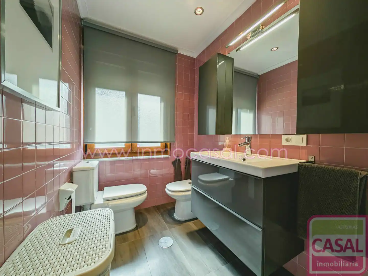 Bathroom of Houses for sale in Siero  with Heating, Terrace and Furnished