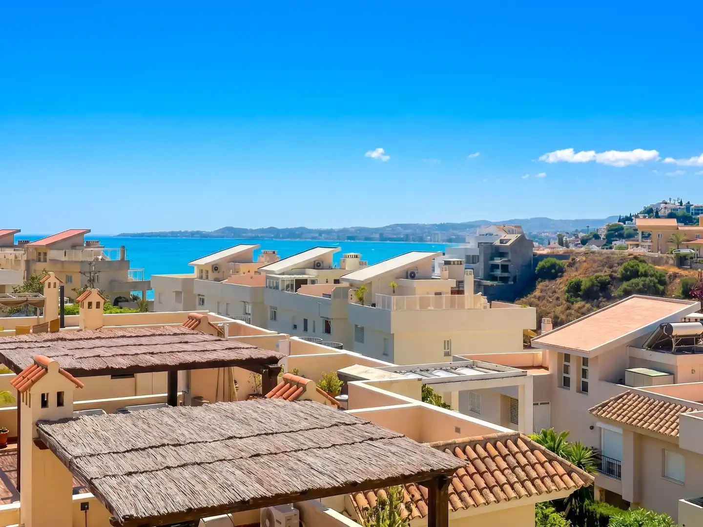 Vista exterior de Apartamento en venta en Torrequebrada
