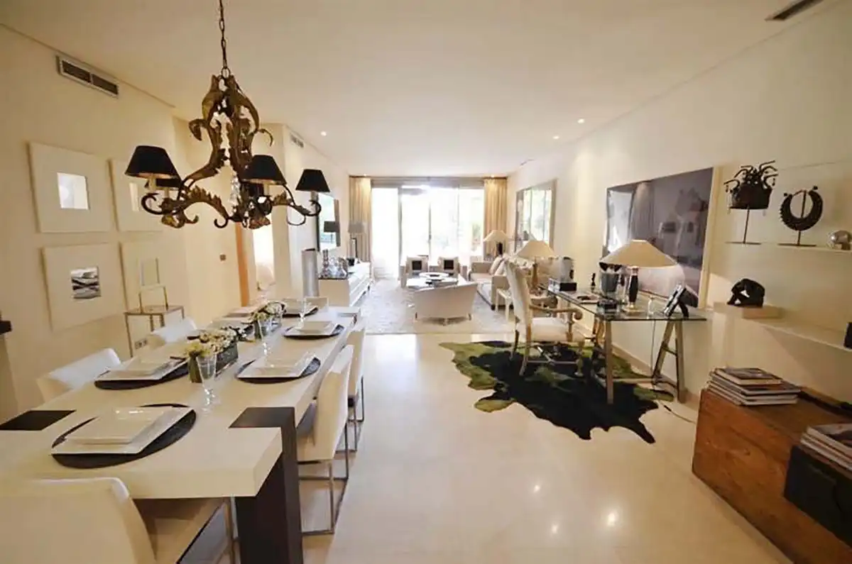 Apartamento con piscina en venta en Avenida Buchinger, imagen 24