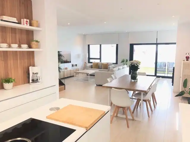 Doppelhaushälfte mit Pool zum Verkauf in Calle Camino Ancho 2, imagen 2