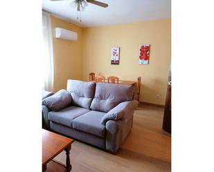 Living room of Flat to rent in  Toledo Capital  with Air Conditioner and Balcony