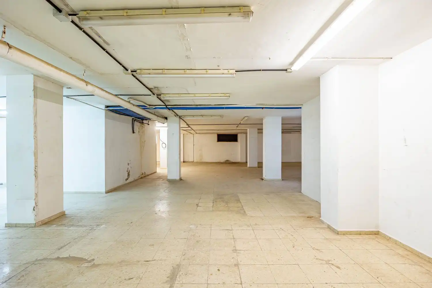 Local commercial à vendre à Calle Jesús Ferrer Jimeno 14, imagen 31