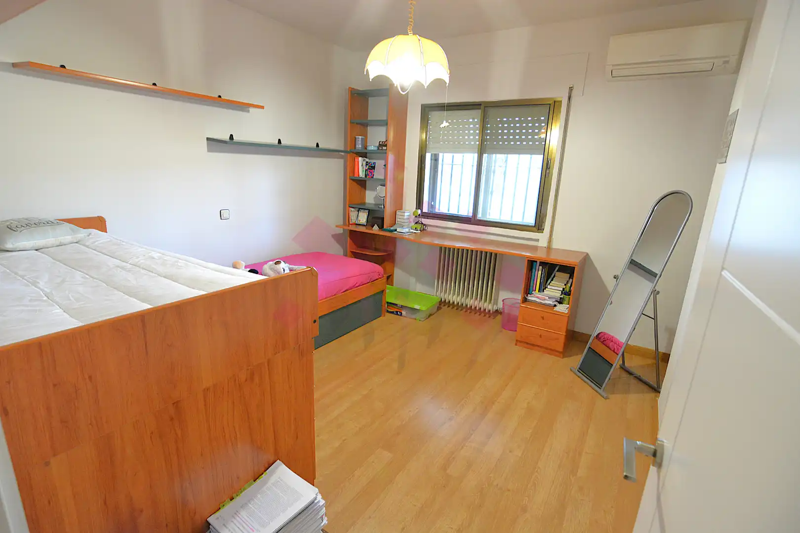 Bedroom of Houses for sale in Picón  with Air Conditioner, Heating and Private garden