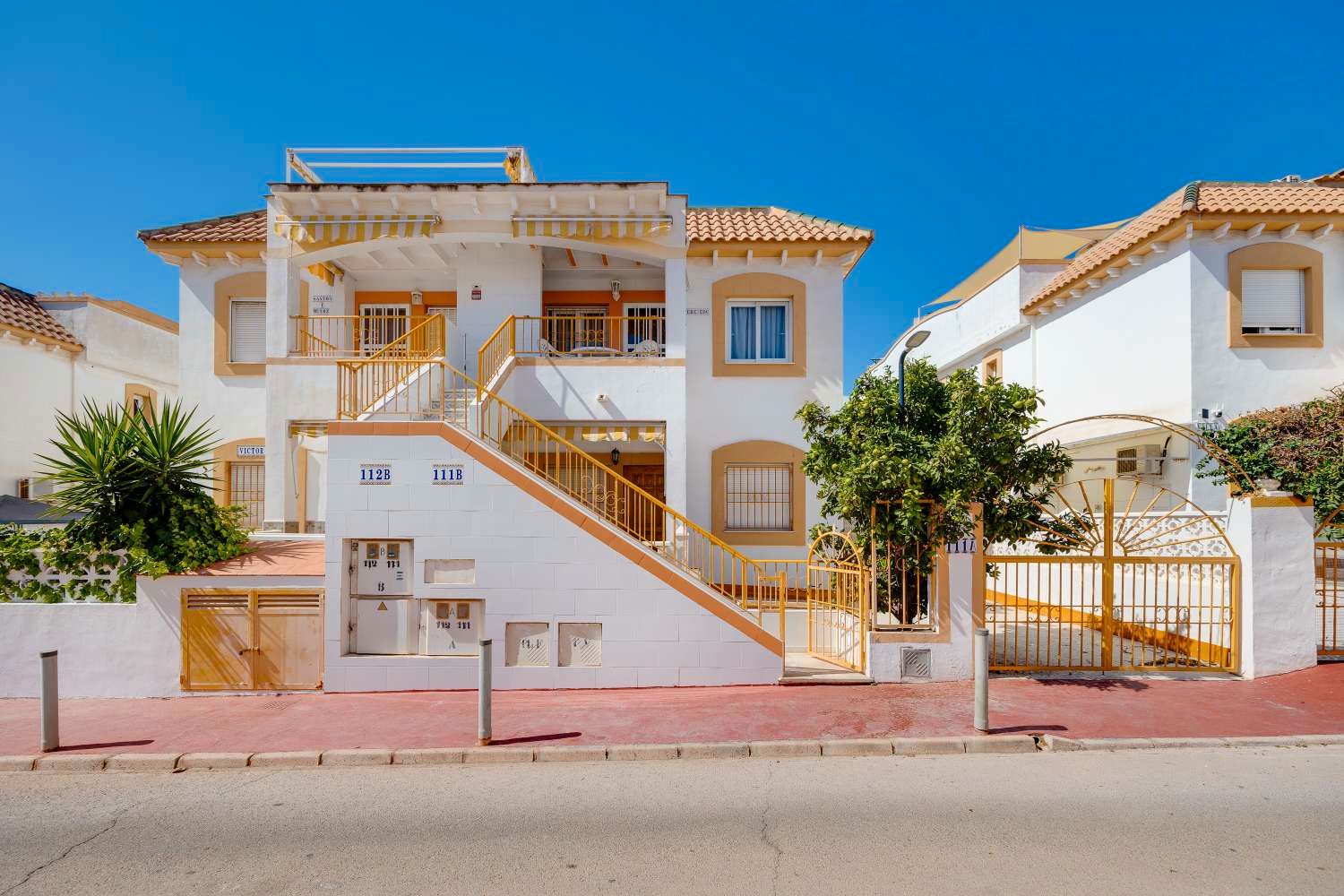 Vista exterior de Apartament en venda en Torrevieja amb Aire condicionat, Calefacció i Terrassa