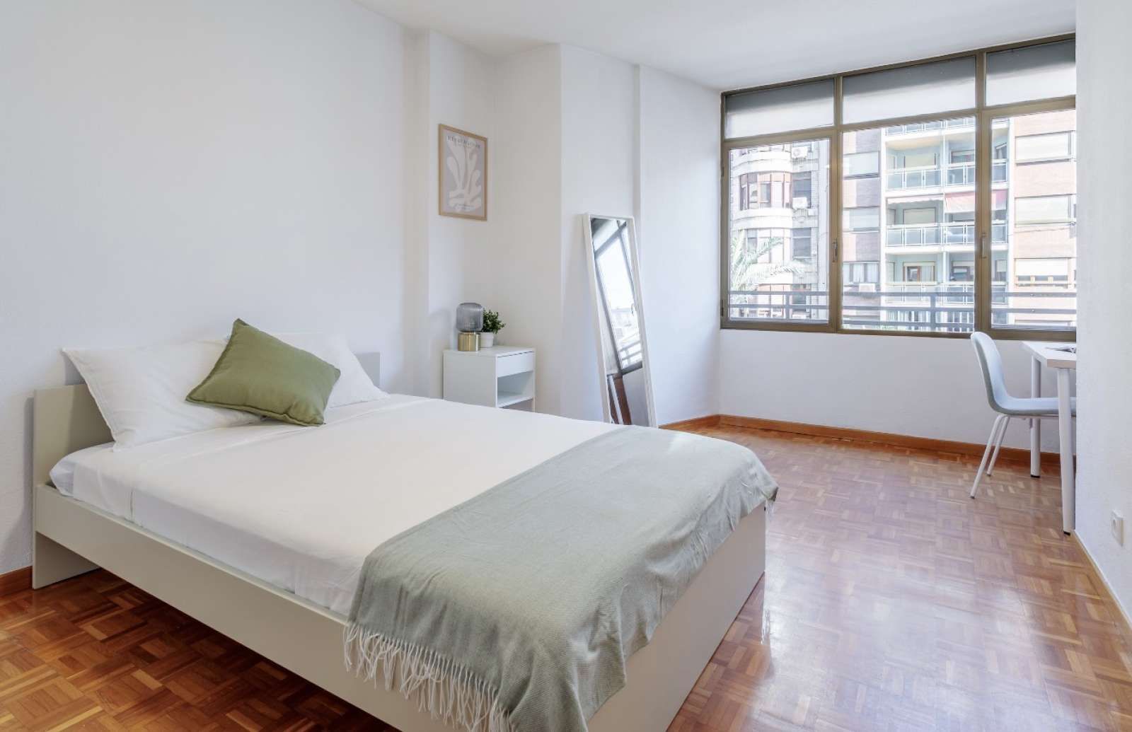 Bedroom of Flat to share in Alicante / Alacant  with Air Conditioner and Terrace