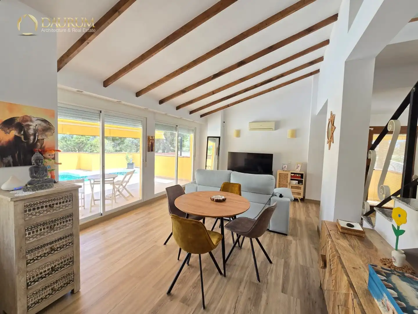 Casa aparellada amb piscina en venda a OROVAL, imagen 11