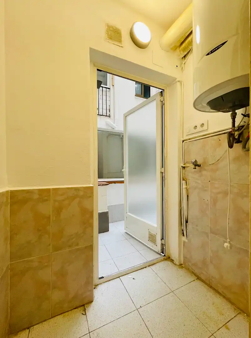 Bathroom of Flat for rent in Corbera de Llobregat  with Oven