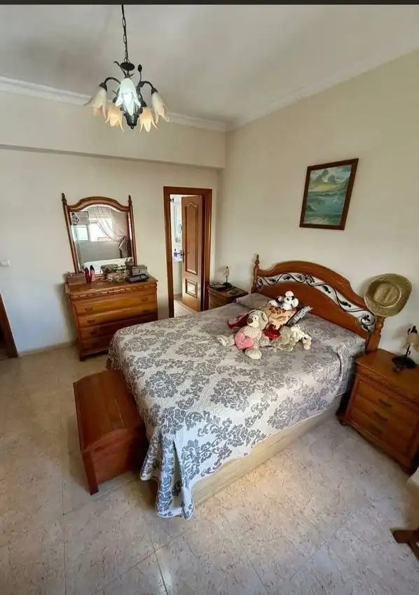 Habitación de Piso en venta en La Línea de la Concepción con Aire acondicionado