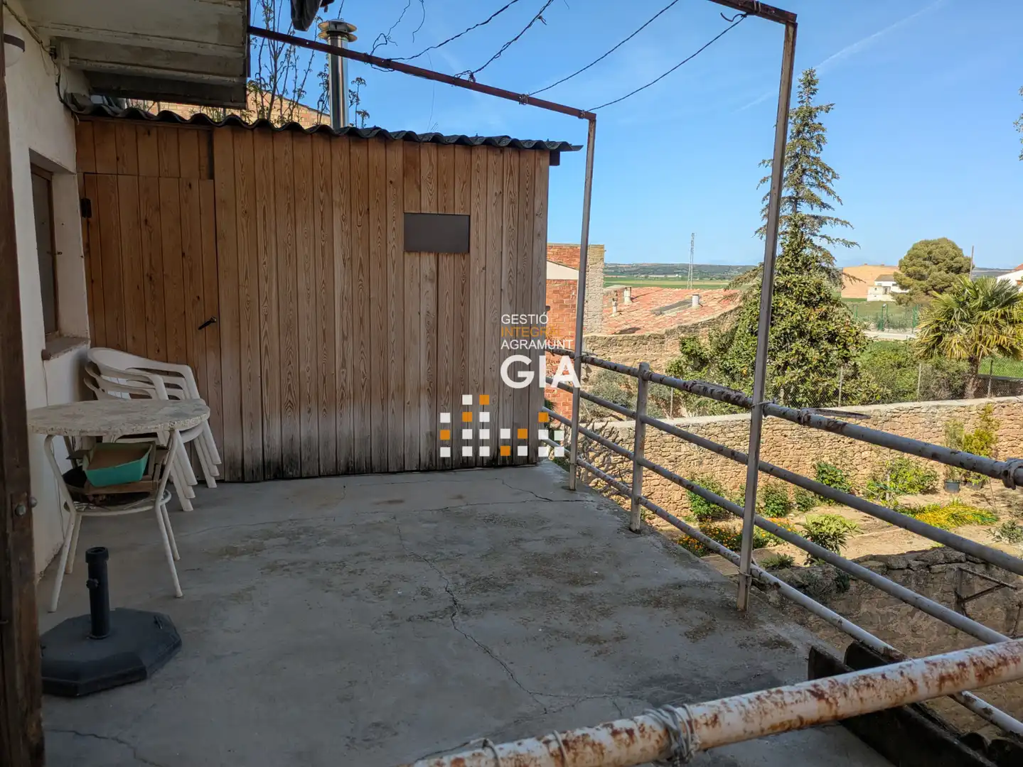 Jardín de Piso en venta en Agramunt con Calefacción, Terraza y Amueblado