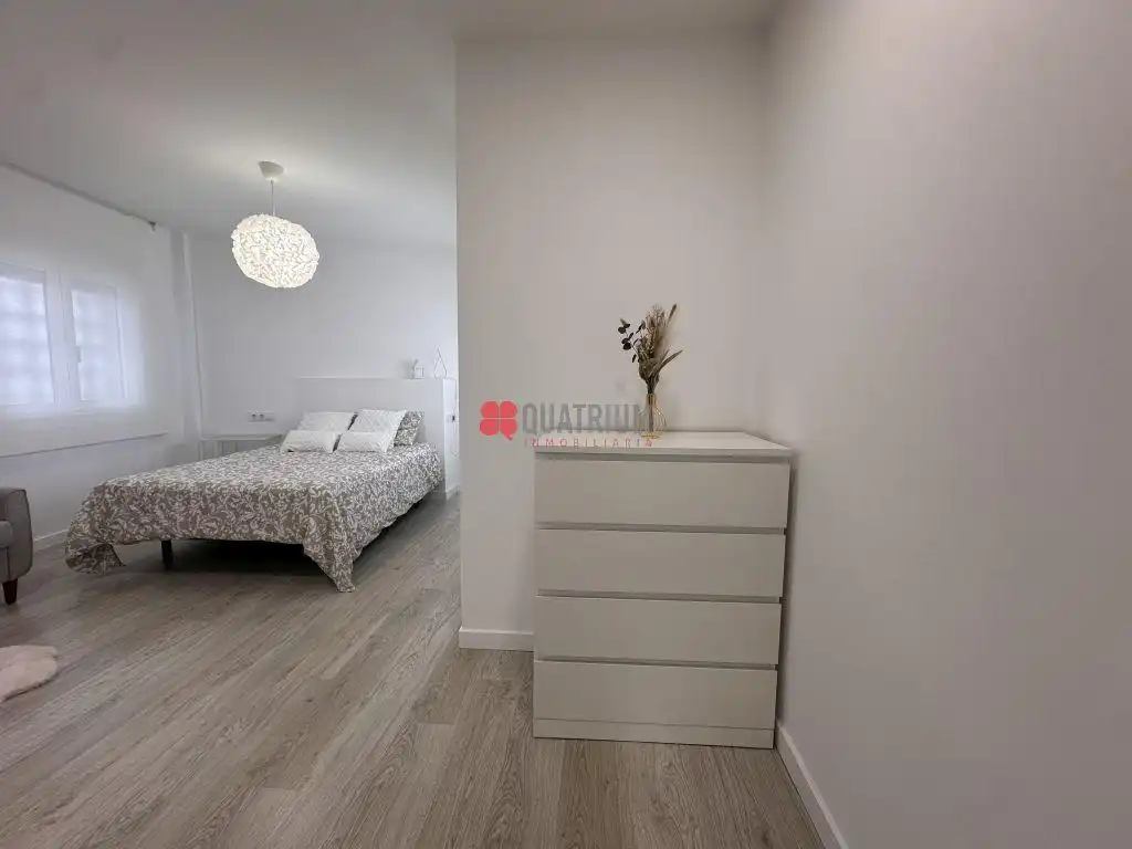 Habitación de Piso en venta en A Estrada  con Calefacción, Trastero y Amueblado