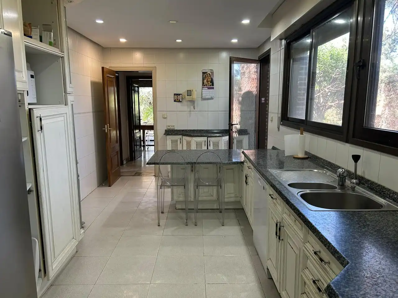 Cocina de Casa o chalet en venta en Majadahonda con Calefacción, Jardín privado y Parquet