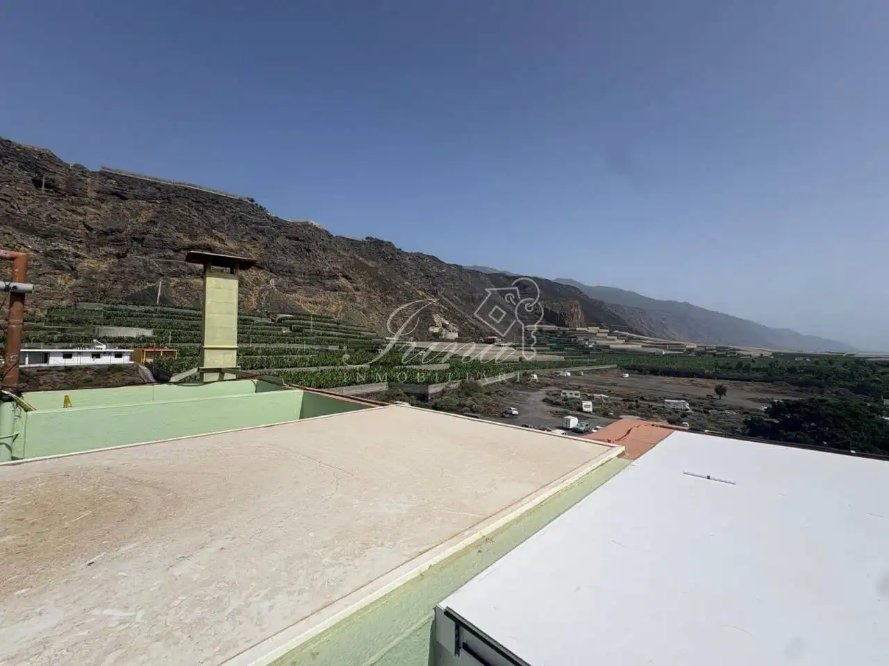 Vista exterior de Pis en venda en Los Llanos de Aridane amb Balcó