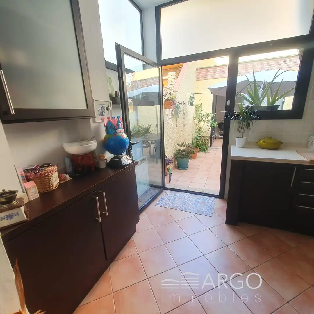 Casa adosada en venta en Carrer de Colom, Centre