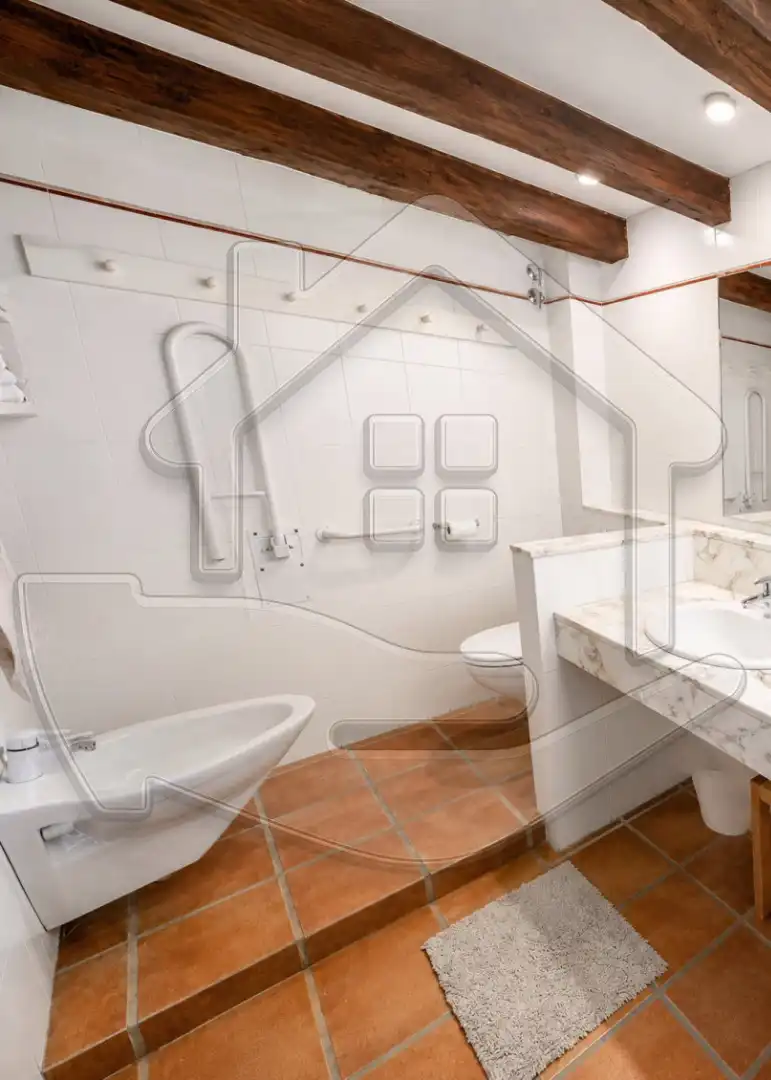 Casa adosada en venta en Carrer del Perelló, Vilablareix