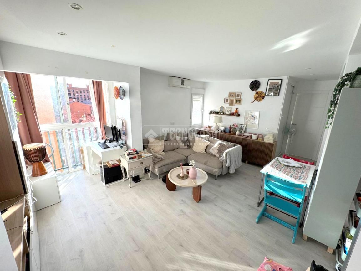 Flat for sale in Entrevías, Puente de Vallecas