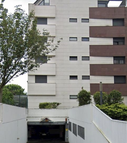 Foto 2 von Garage zum Verkauf in Camino Real, 48, Colloto, Oviedo