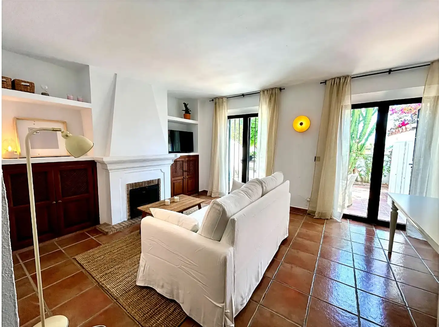 Terraced house with terrace for sale in Nueva Andalucía, imagen 2