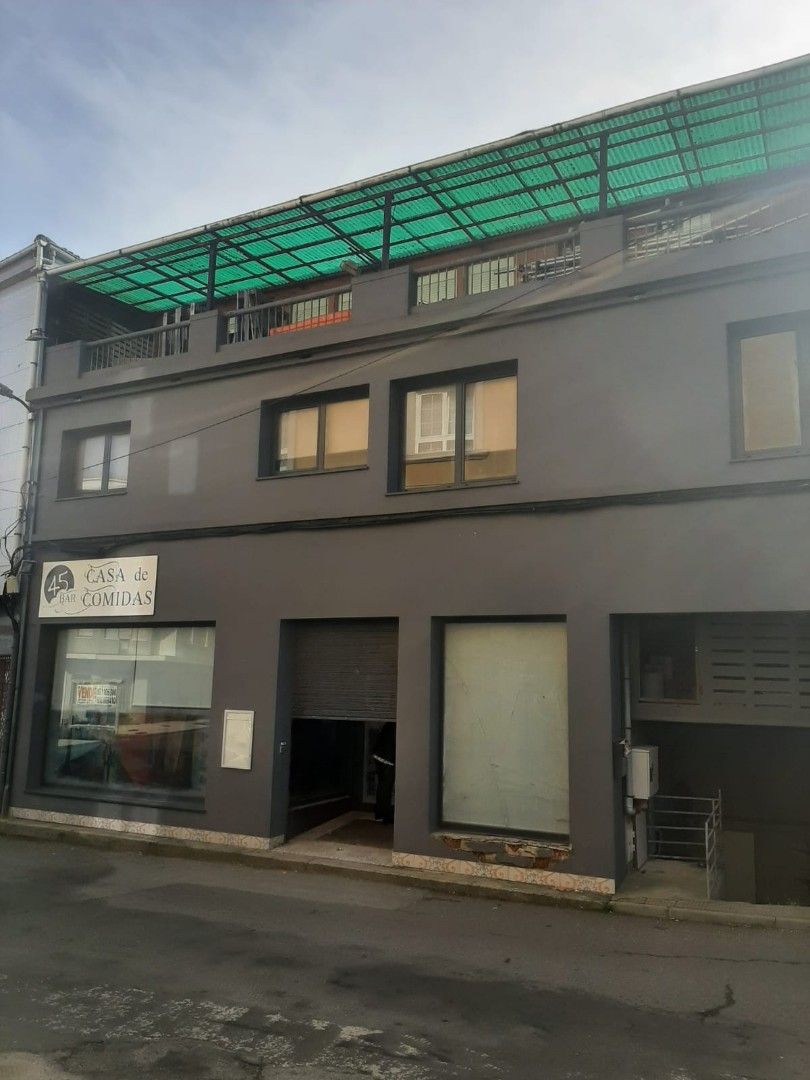 Exterior view of Building for sale in Vimianzo