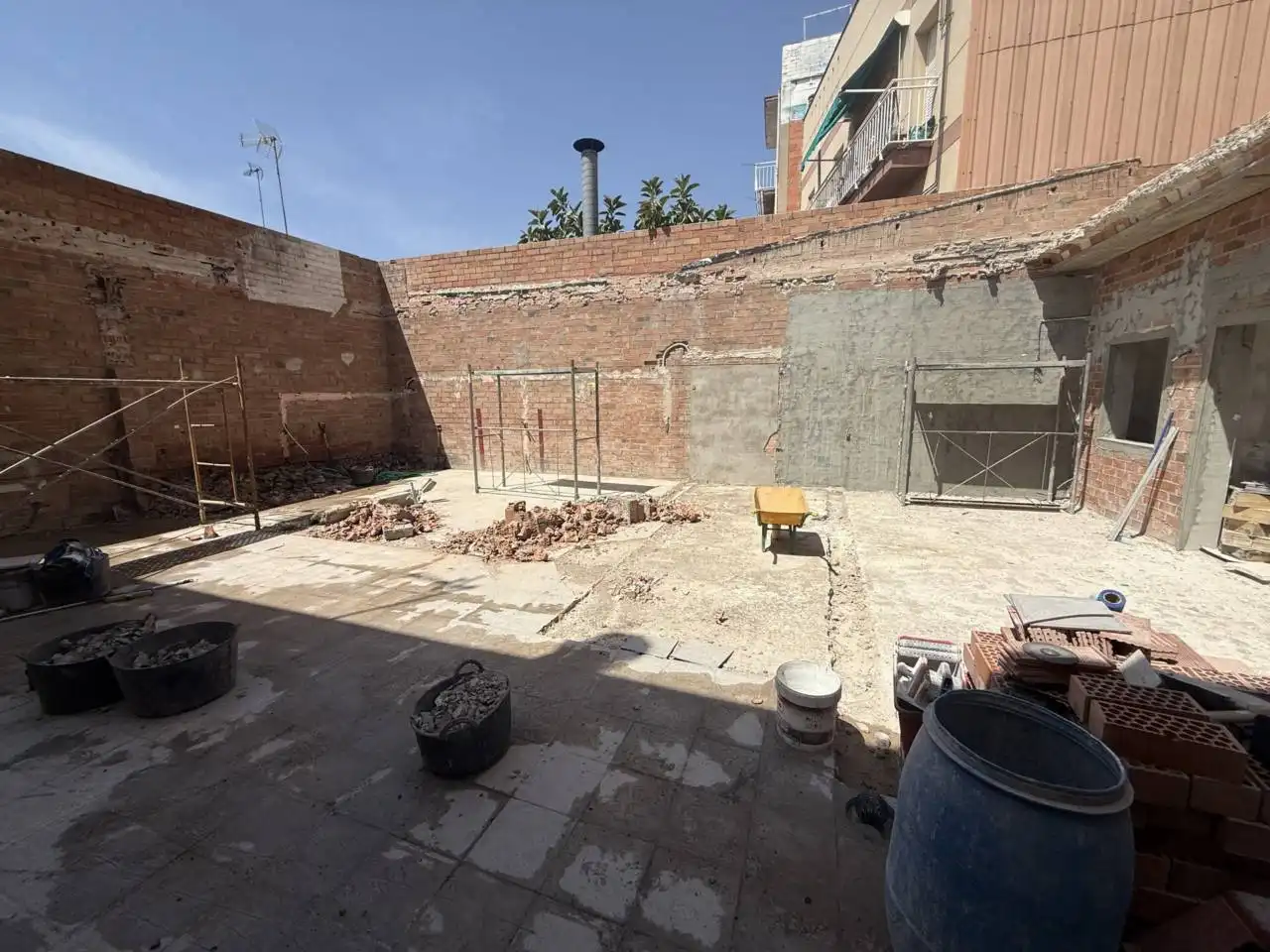 Pis amb jardí en venda a Calle Feijoo, imagen 9