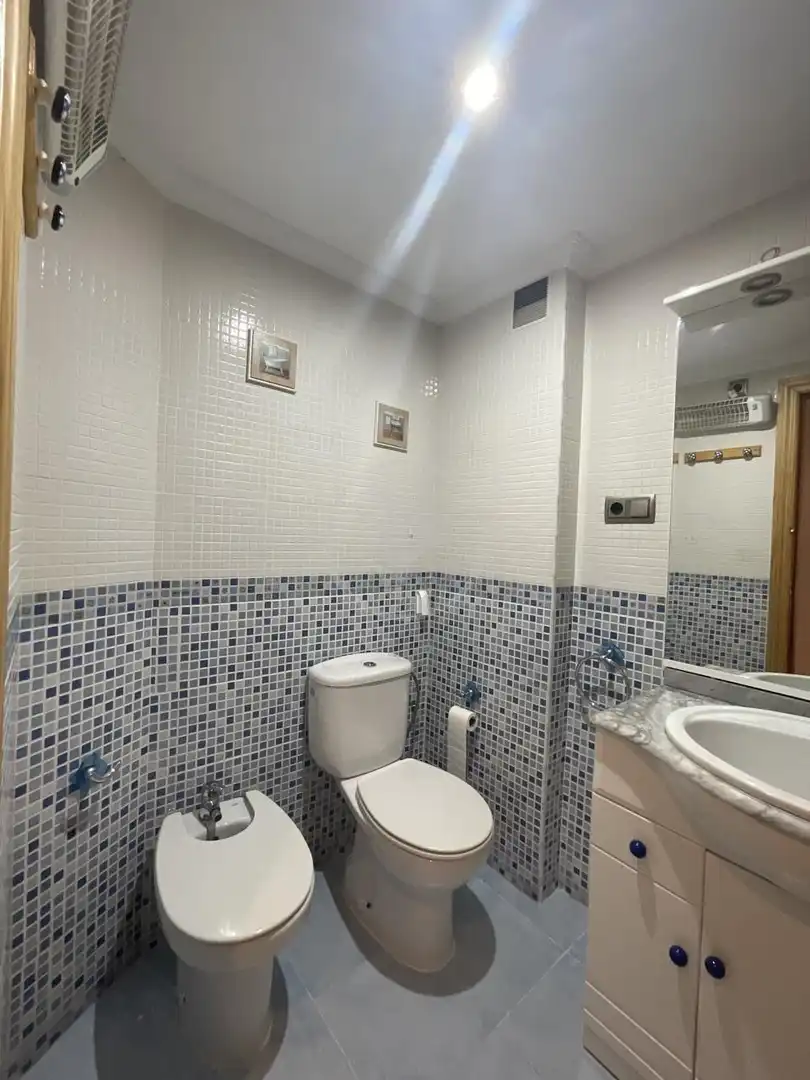 Bathroom of Flat for sale in Linares  with Air Conditioner and Furnished