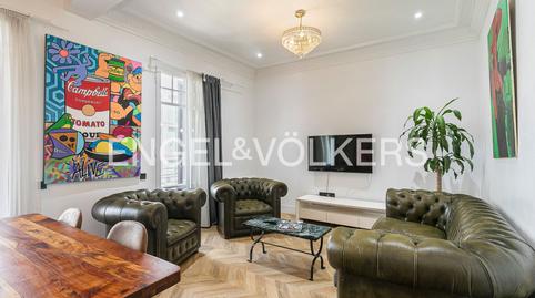 Foto 2 de Piso de alquiler en Sant Antoni,  Barcelona Capital