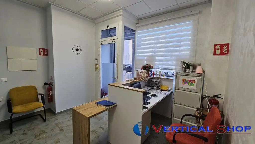 Business premises for sale in Caudete, imagen 2