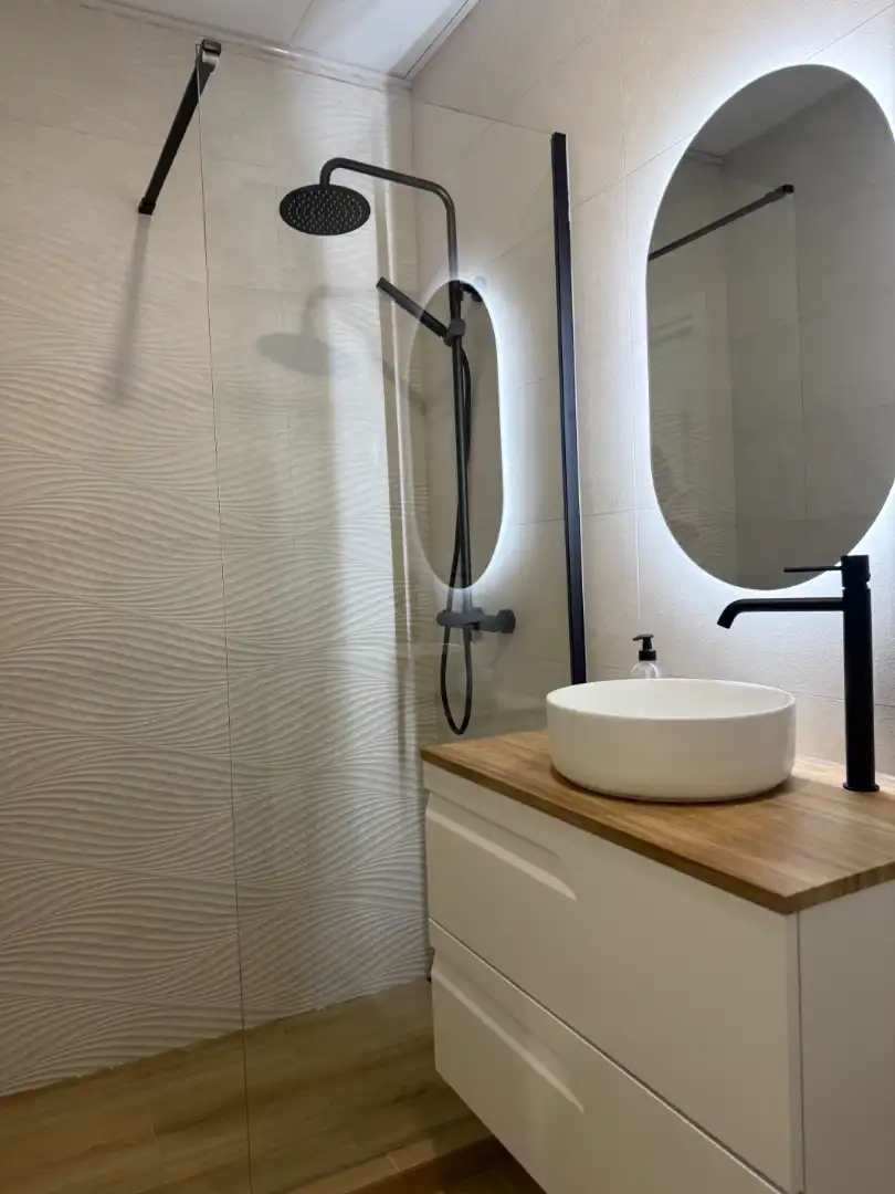 Baño de Piso en venta en Villanueva del Pardillo con Aire acondicionado, Calefacción y Horno