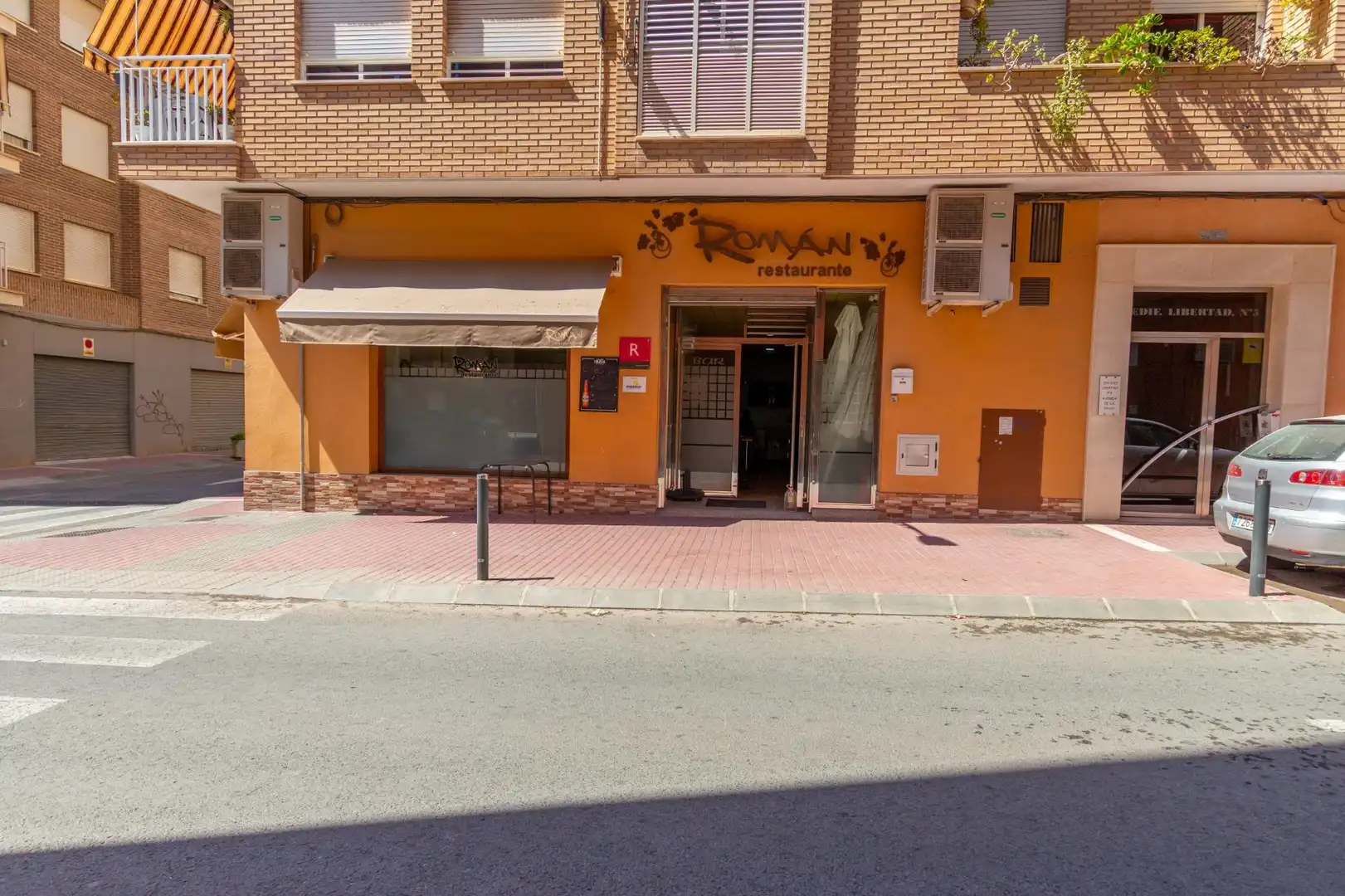 Gewerbefläche zum Verkauf in Avenida SALUD, imagen 2