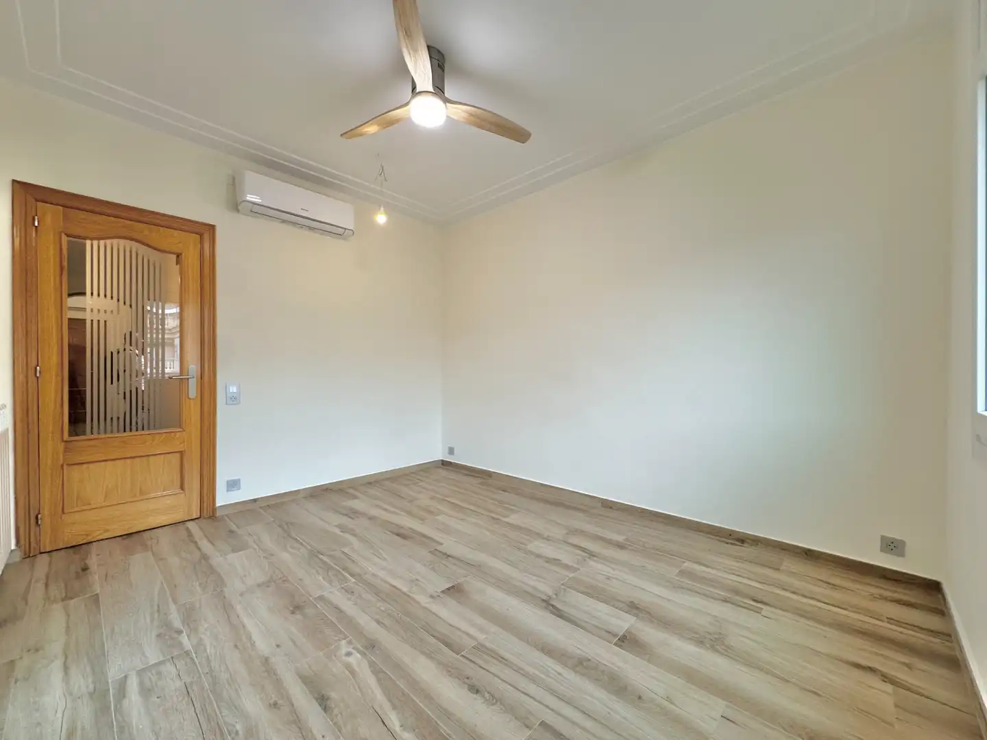 Ático en venta en Barcelona con Aire acondicionado, Calefacción y Terraza