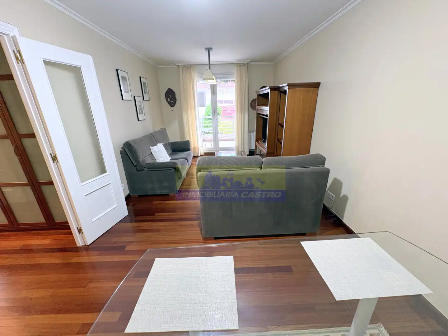 Sala de estar de Piso de alquiler en Castro-Urdiales con Amueblado