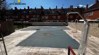 Exterior view of House or chalet for sale in Mejorada del Campo  with Air Conditioner, Heating and Private garden