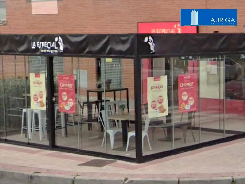 Commercial properties for sale in Madrid  with Air Conditioner