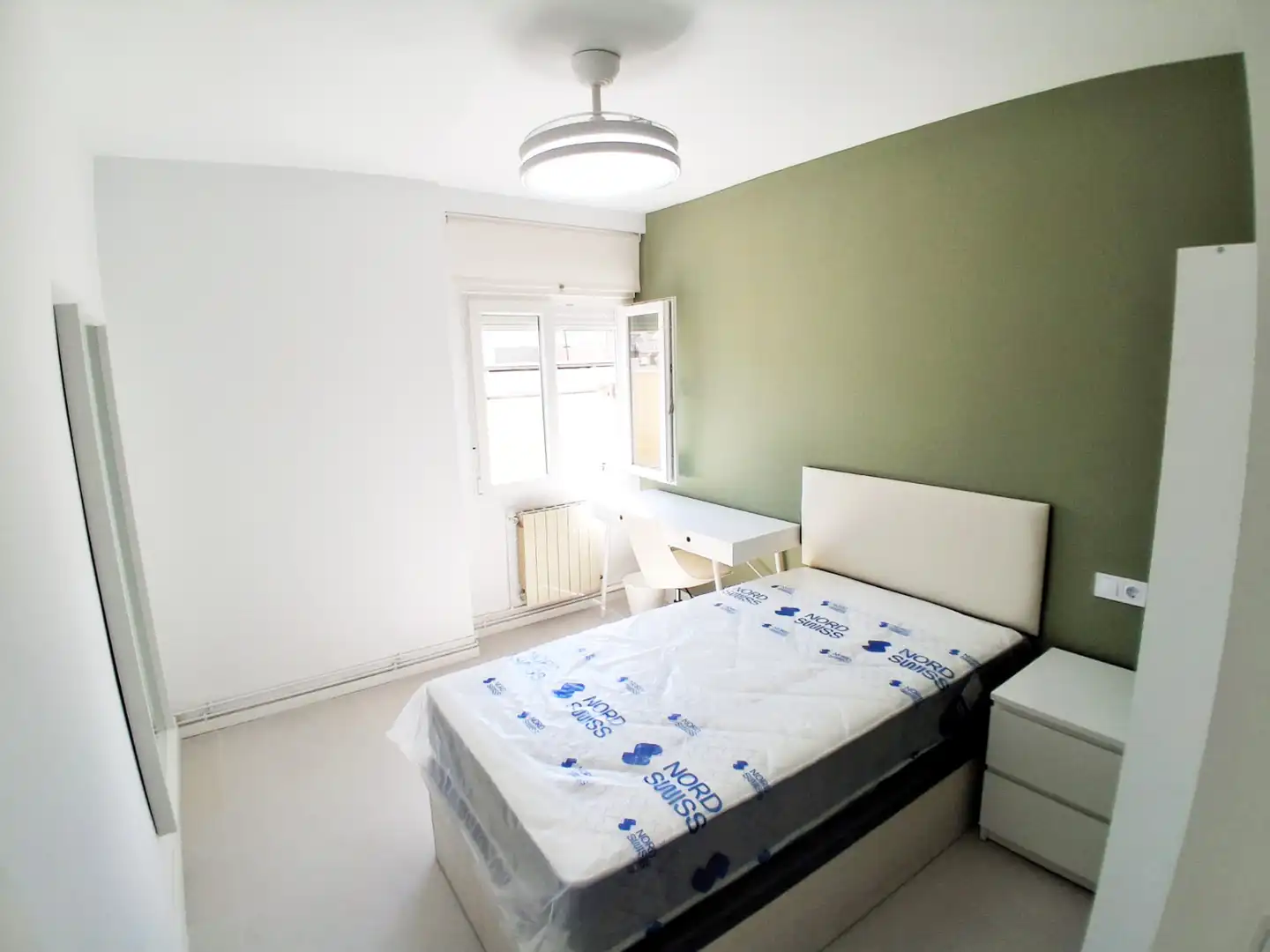 Habitación en Calle San Juan de Dios, 39, Centro - Sagrario