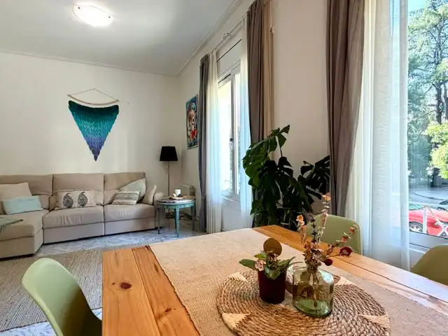 Sala d'estar de Planta baixa en venda en Terrassa amb Aire condicionat, Calefacció i Traster