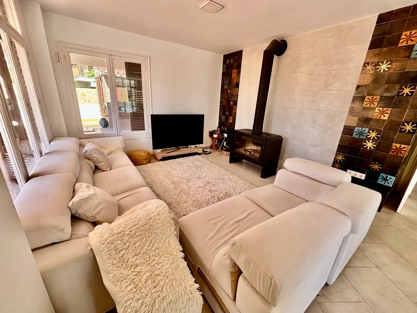 Sala d'estar de Casa o xalet en venda en Alicante / Alacant amb Jardí privat, Terrassa i Traster