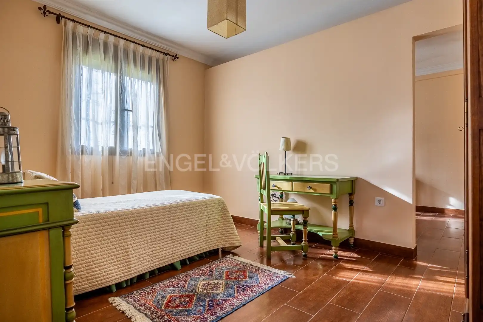 Habitación de Finca rústica en venta en Olivares con Calefacción, Jardín privado y Piscina