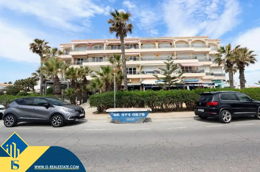 Pis amb piscina en venda a Orihuela Costa